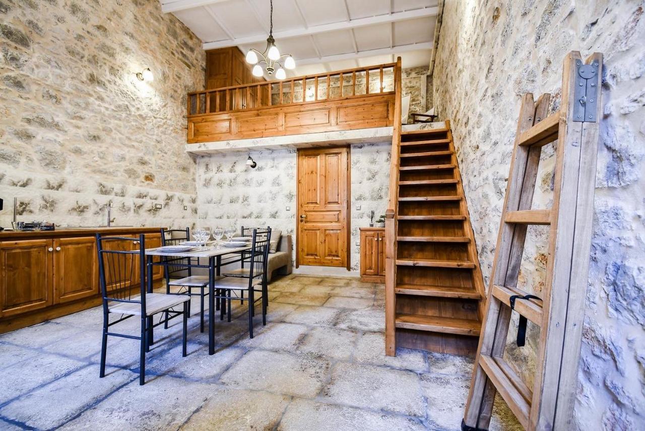 Stone Living Symi Central Apartments エクステリア 写真