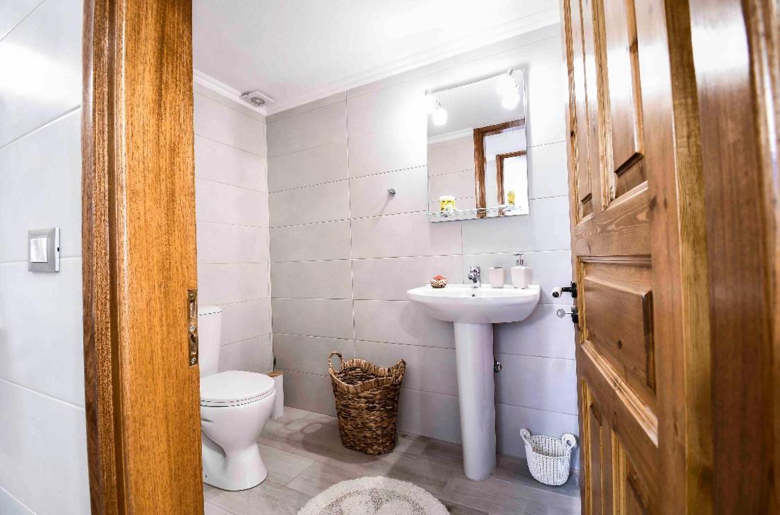 Stone Living Symi Central Apartments エクステリア 写真