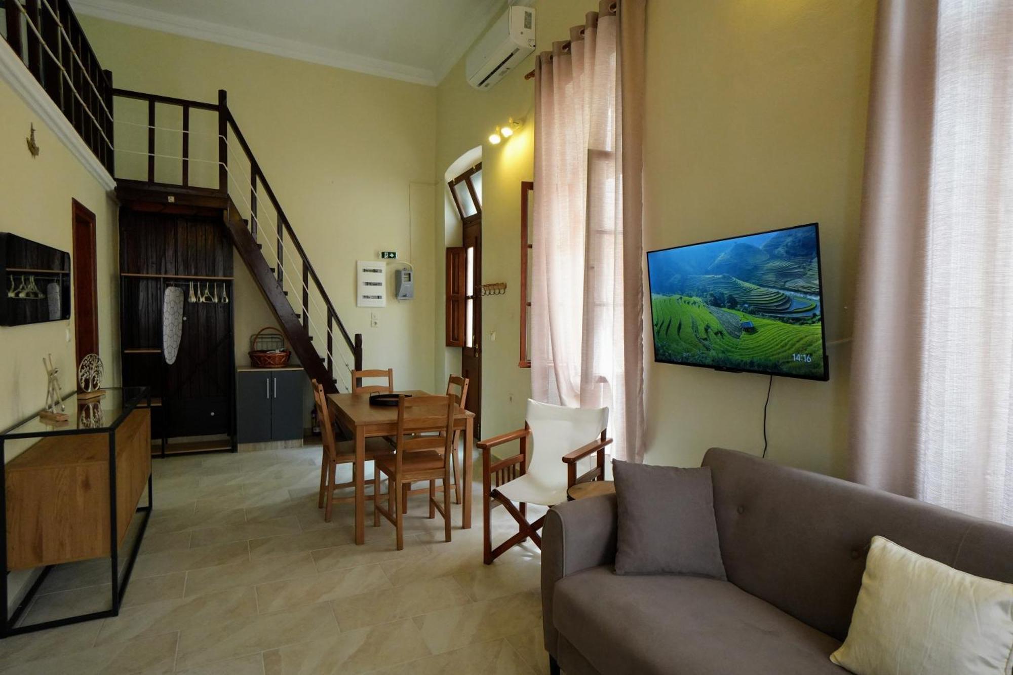 Stone Living Symi Central Apartments エクステリア 写真